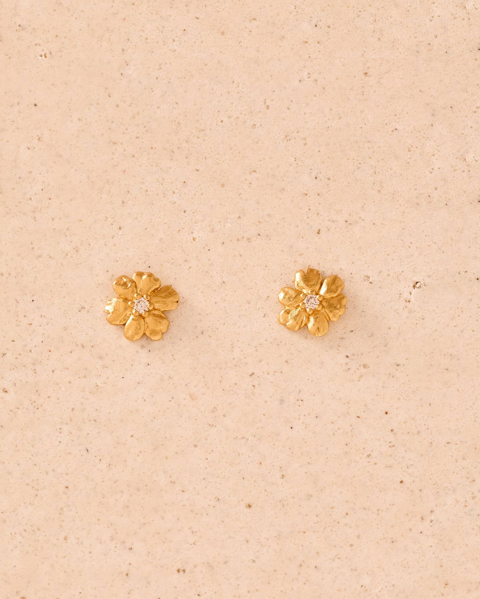 Aleli Stud Earrings