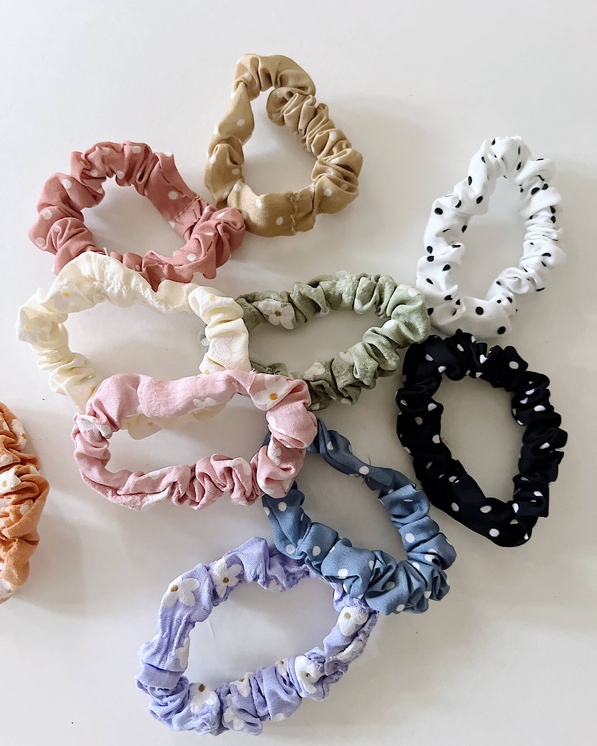 Mini scrunchie set