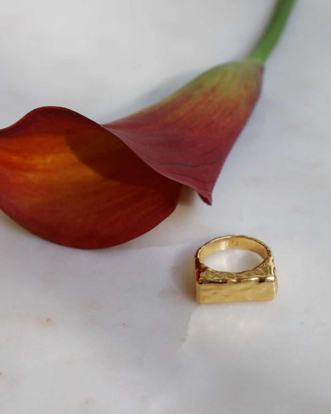Octavia Ring