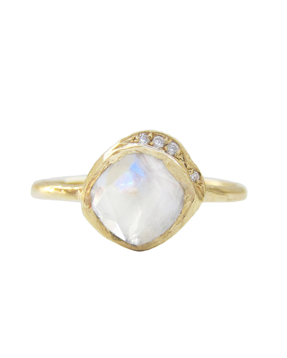 Mini Cove Moonstone Ring