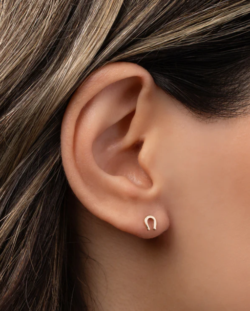 Tiny Horseshoe Stud (single)