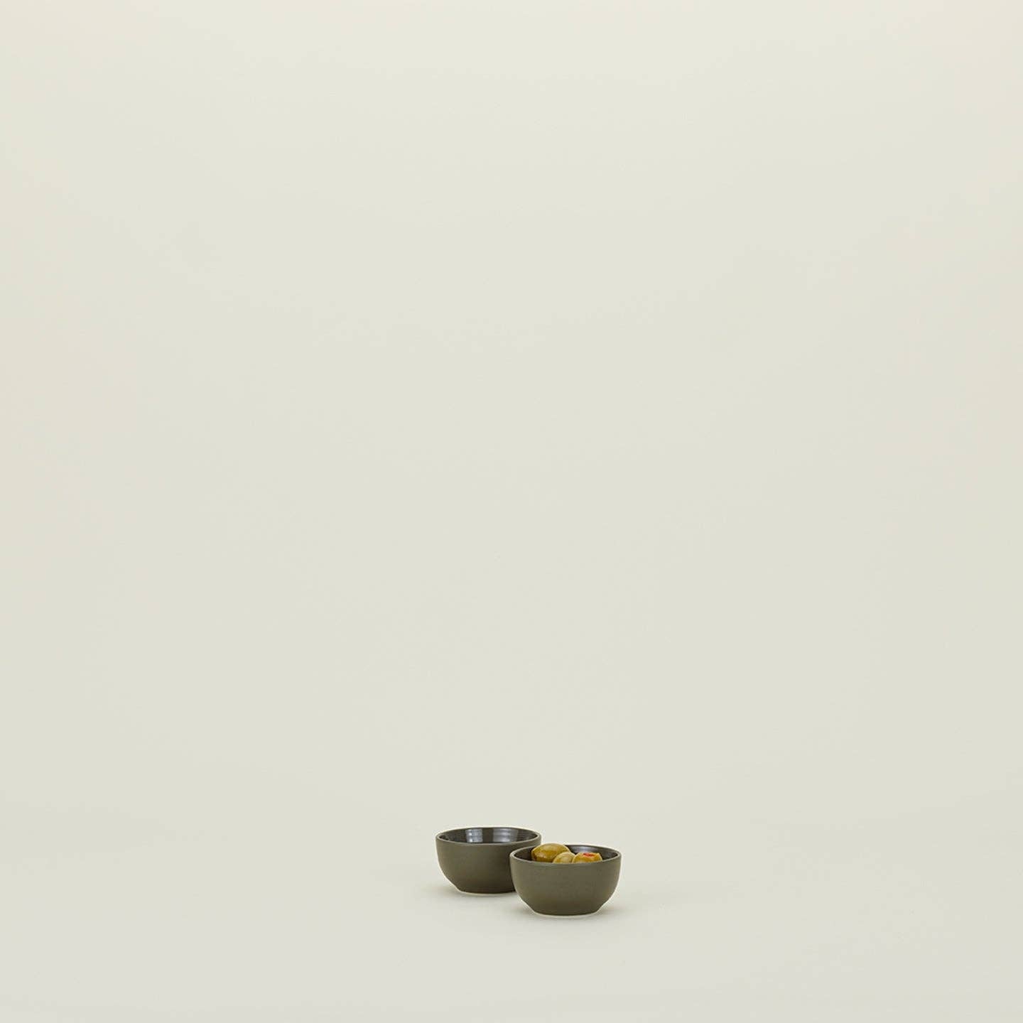 ESSENTIAL EXTRA SMALL BOWL - OLIVE
