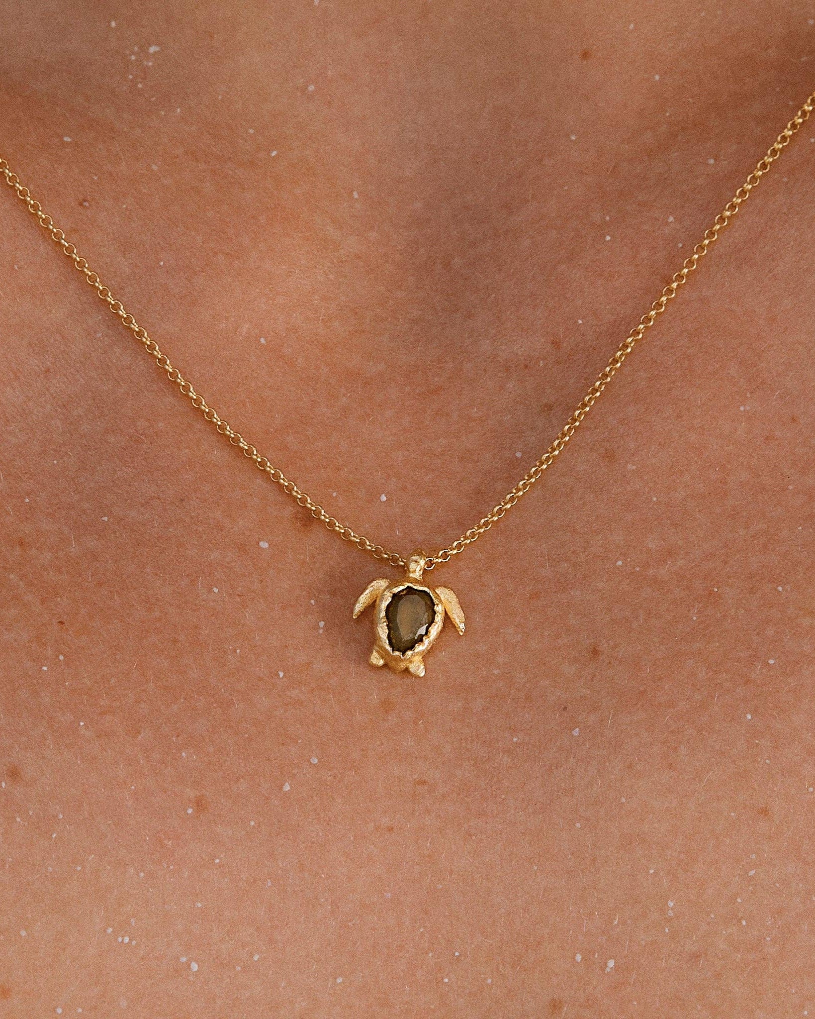 Lona Necklace