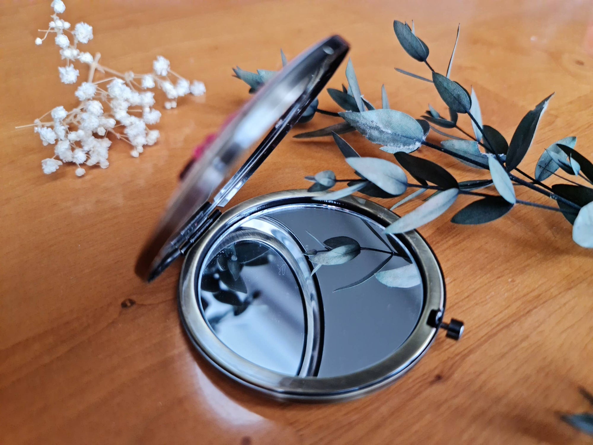 Floral Embroidered Compact Mirror, Collection Sophia ✅