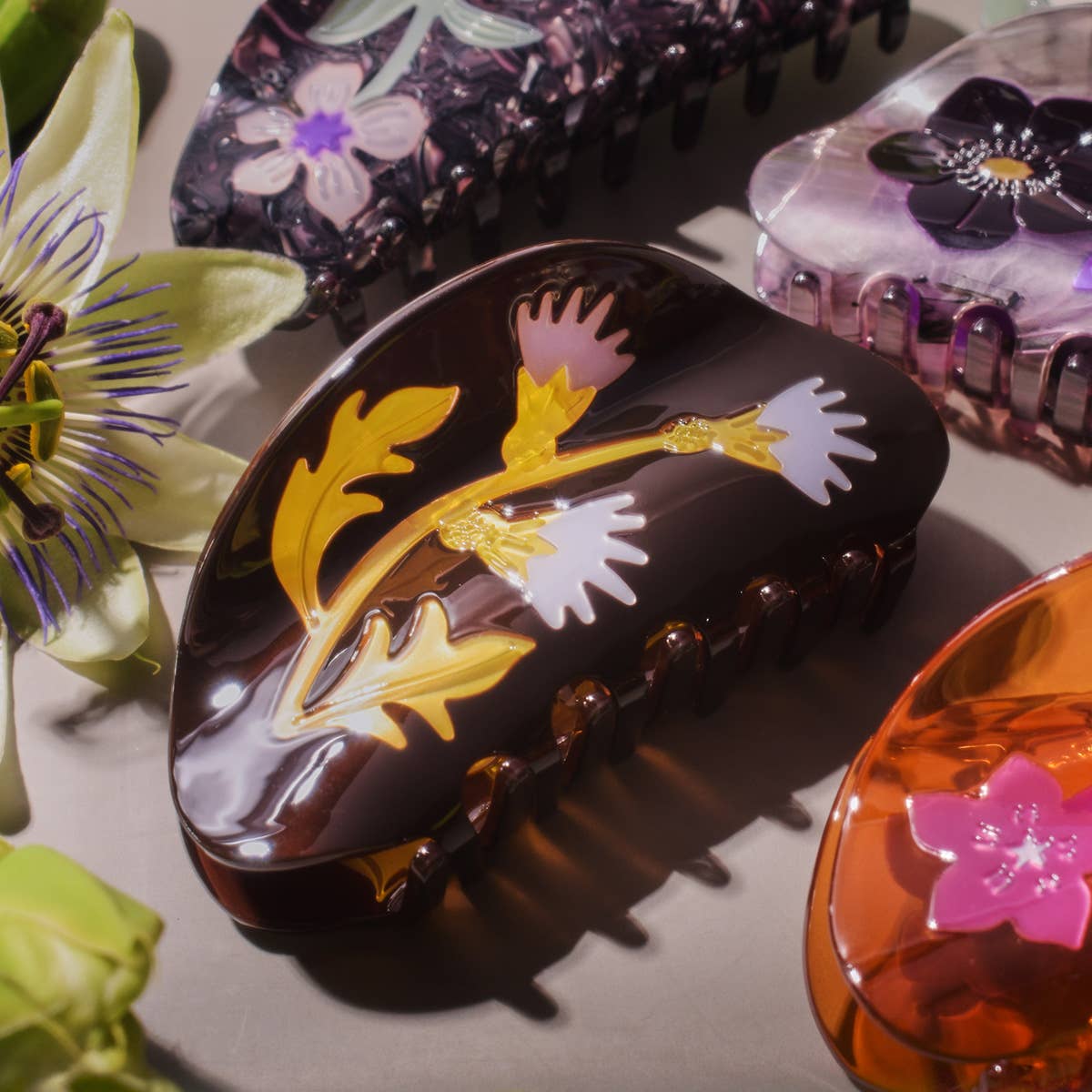 Milk Thistle Claw - Fall Colors Acetate Flower Hair Clip