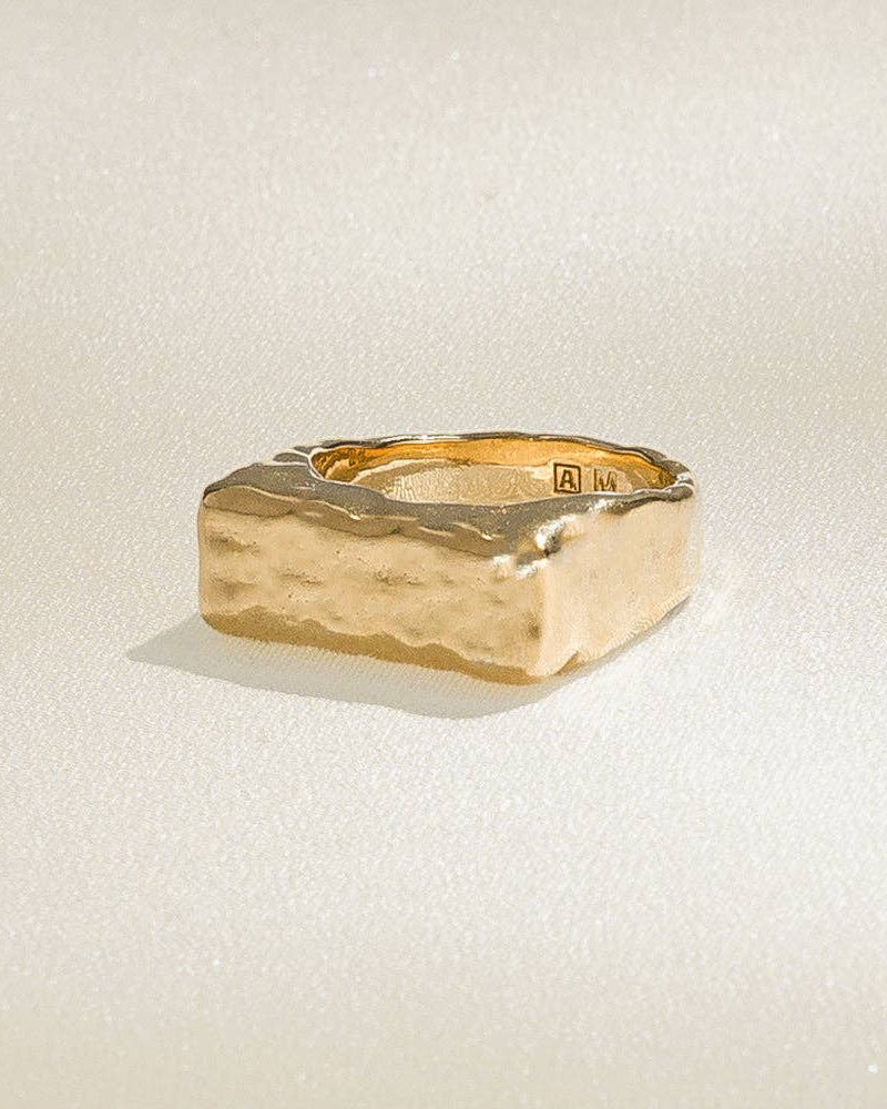 Octavia Ring