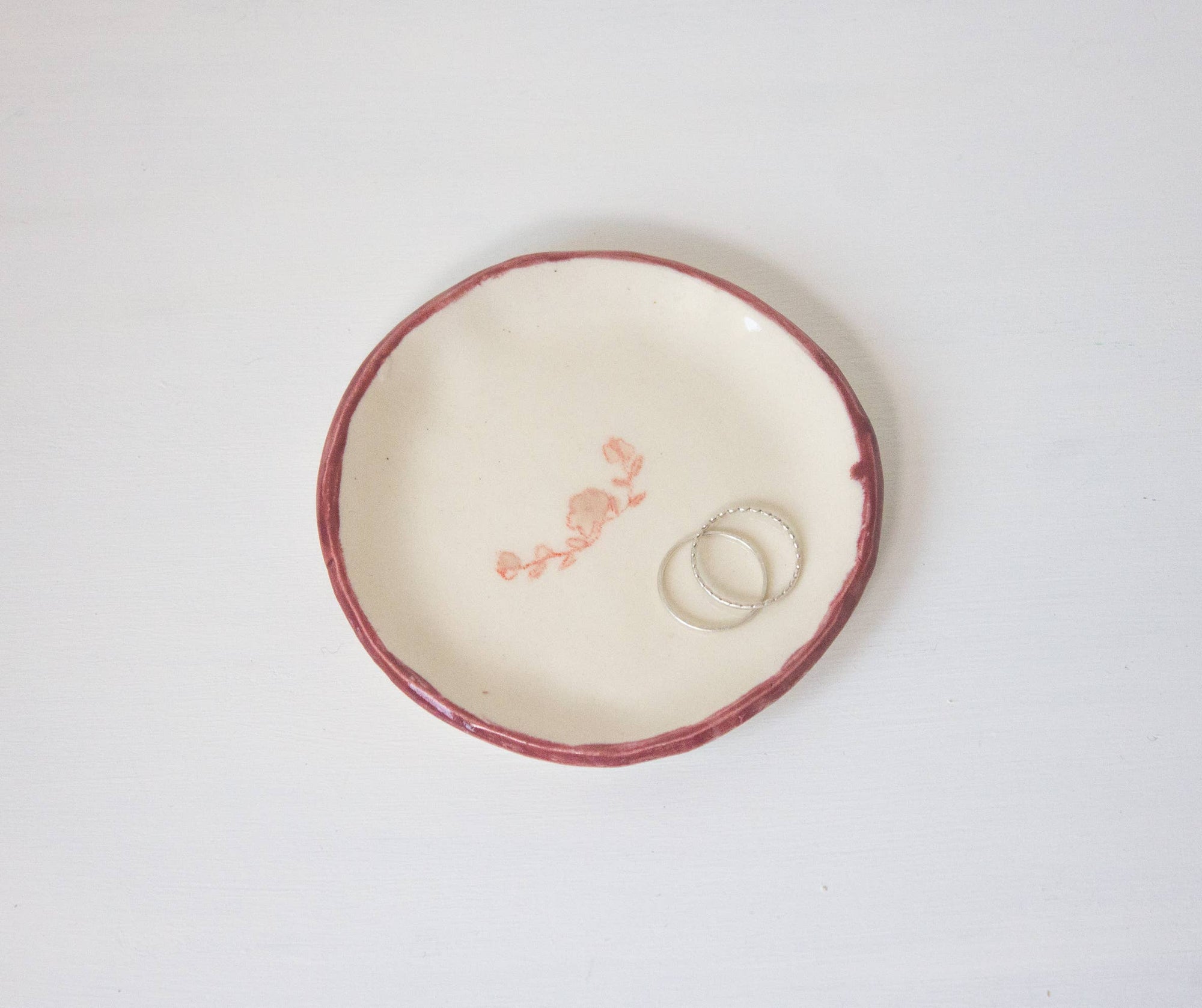 Hyacinth Ring Dish- Raspberry
