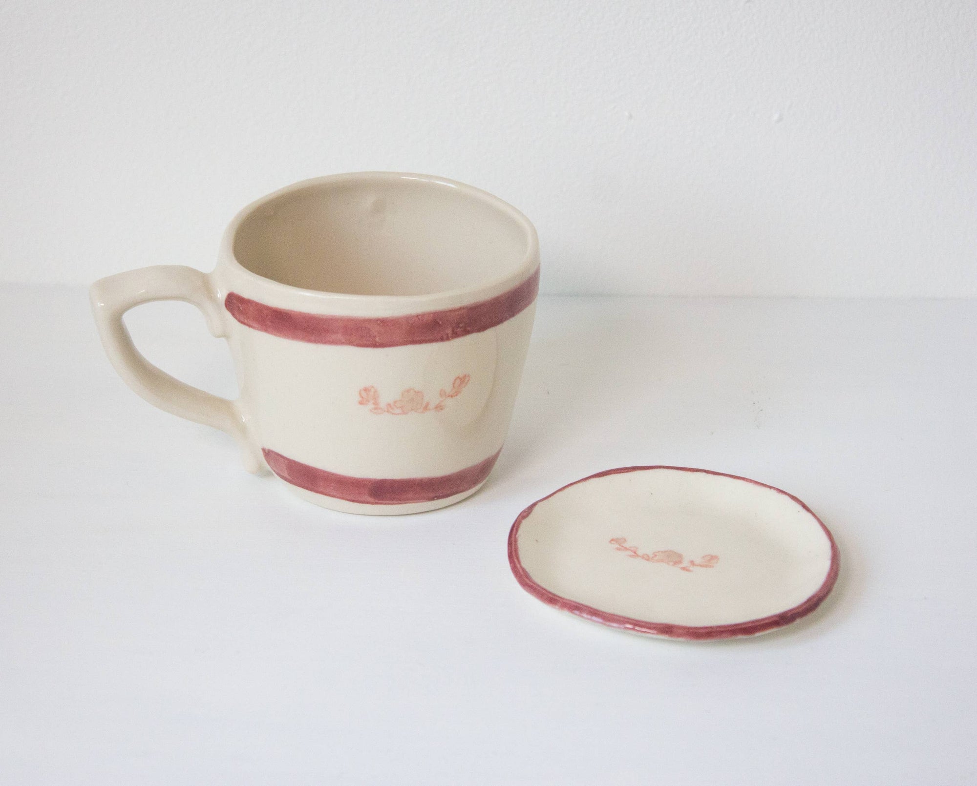 Hyacinth Ring Dish- Raspberry
