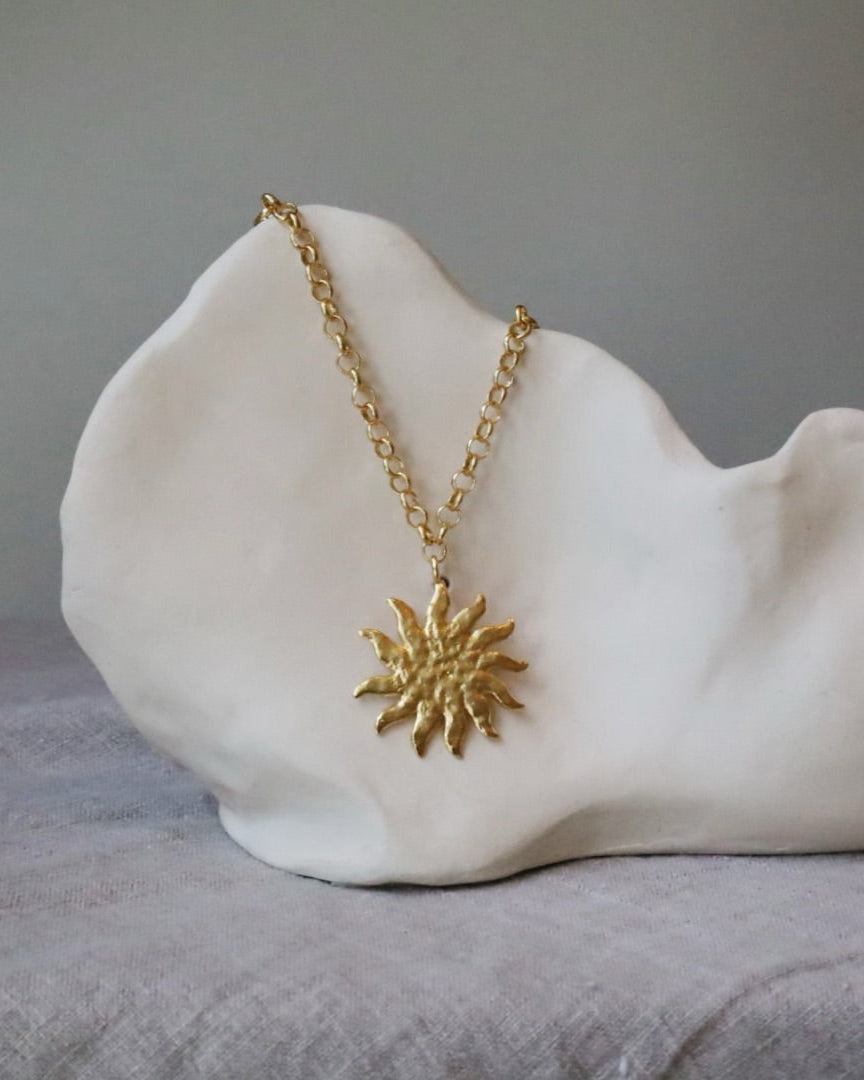 Helio Necklace