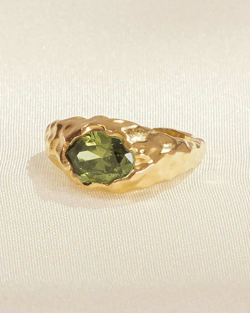 Maria Ring
