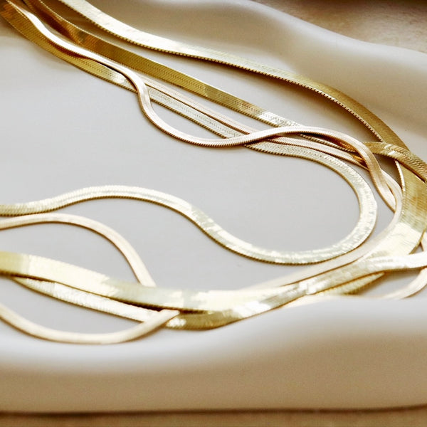 Slinky Gold Flat Herringbone Chain Necklace