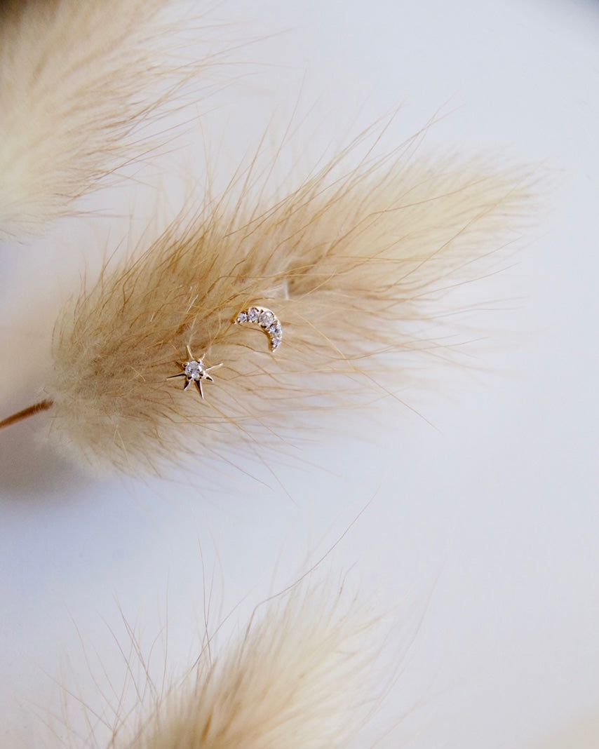 Mini Diamond Star Stud Earring (single)