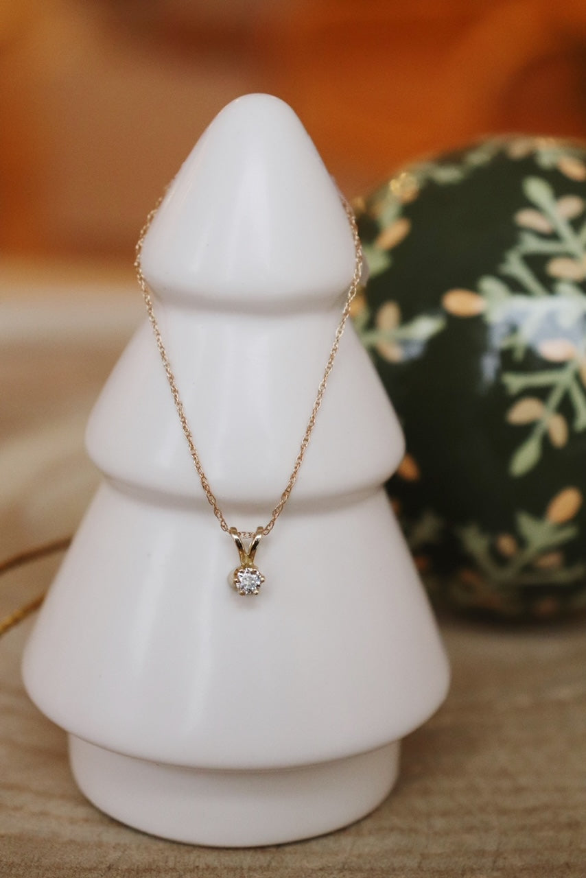 Diamond Diaz Pendant Necklace