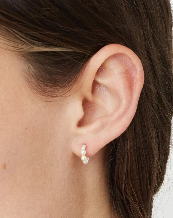 Petite Pearl Holly Hoop Earrings