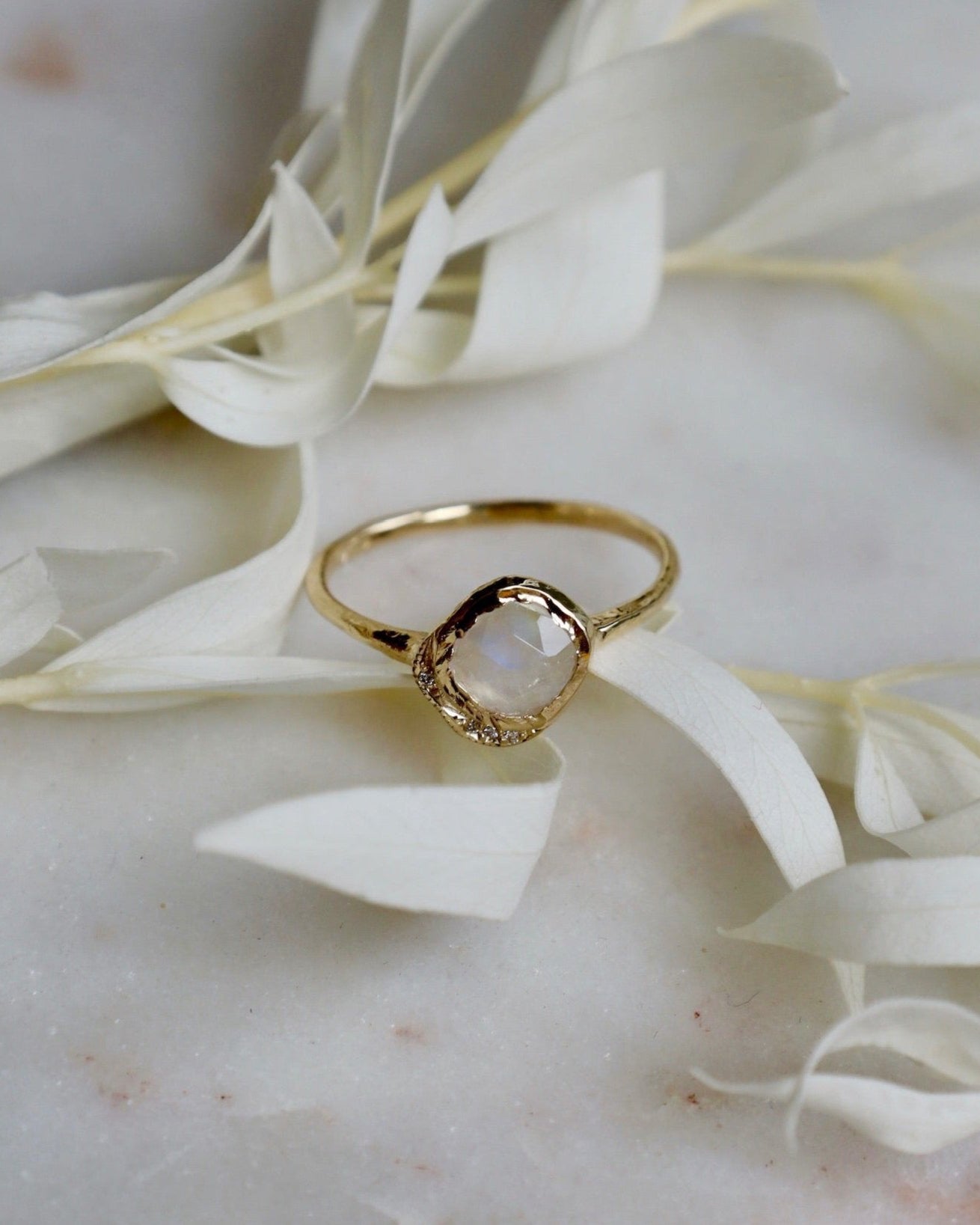 Mini Cove Moonstone Ring
