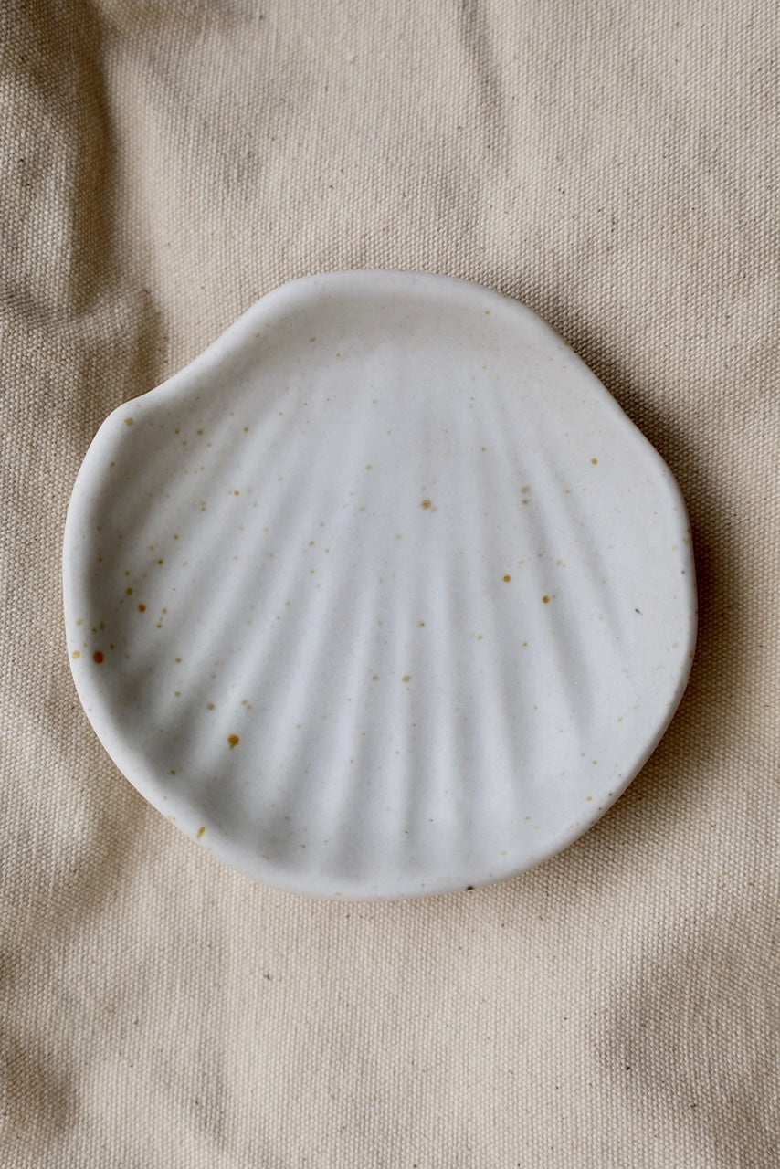 Wabi Ceramic Shell Tray