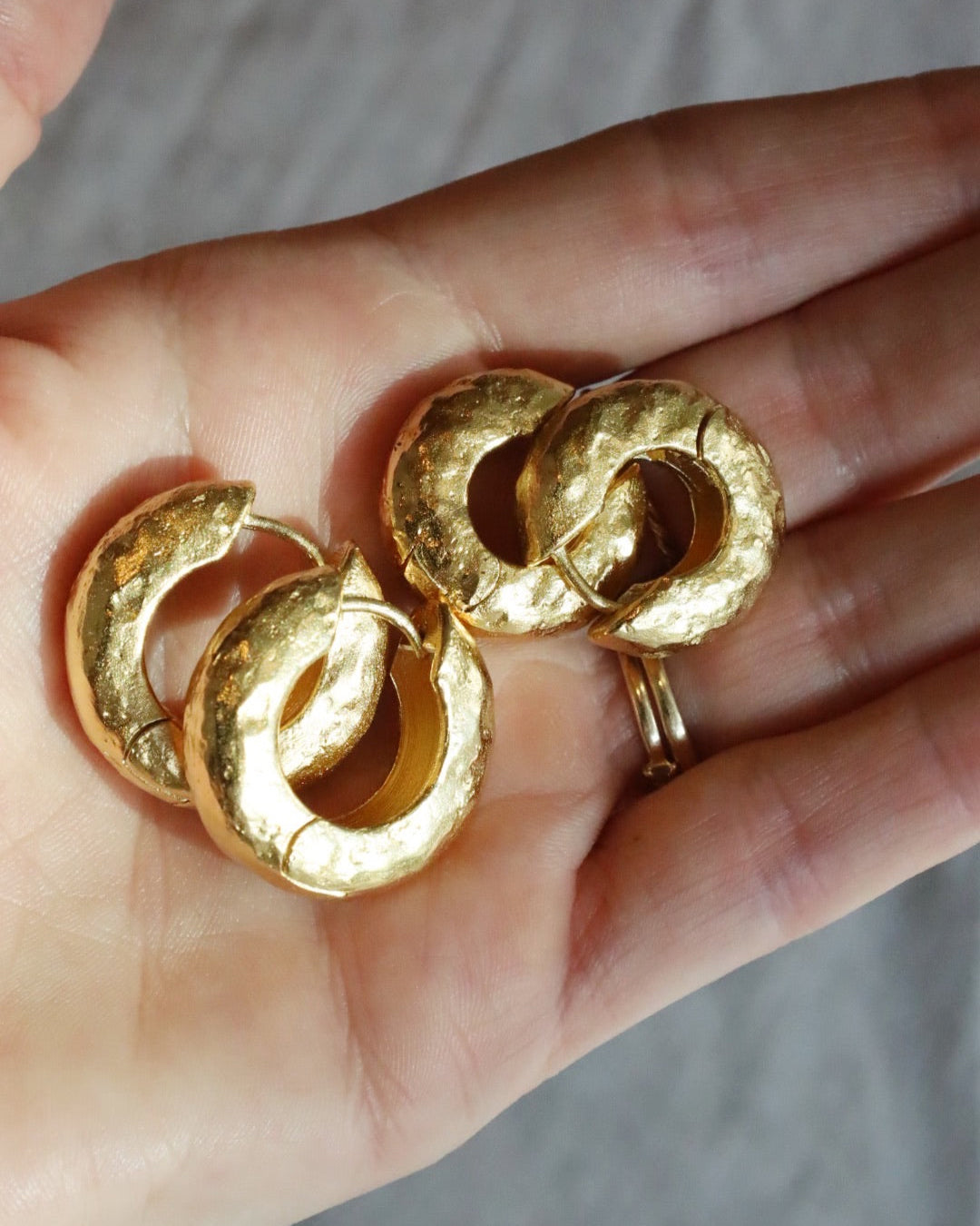 Anilla Large Earrings
