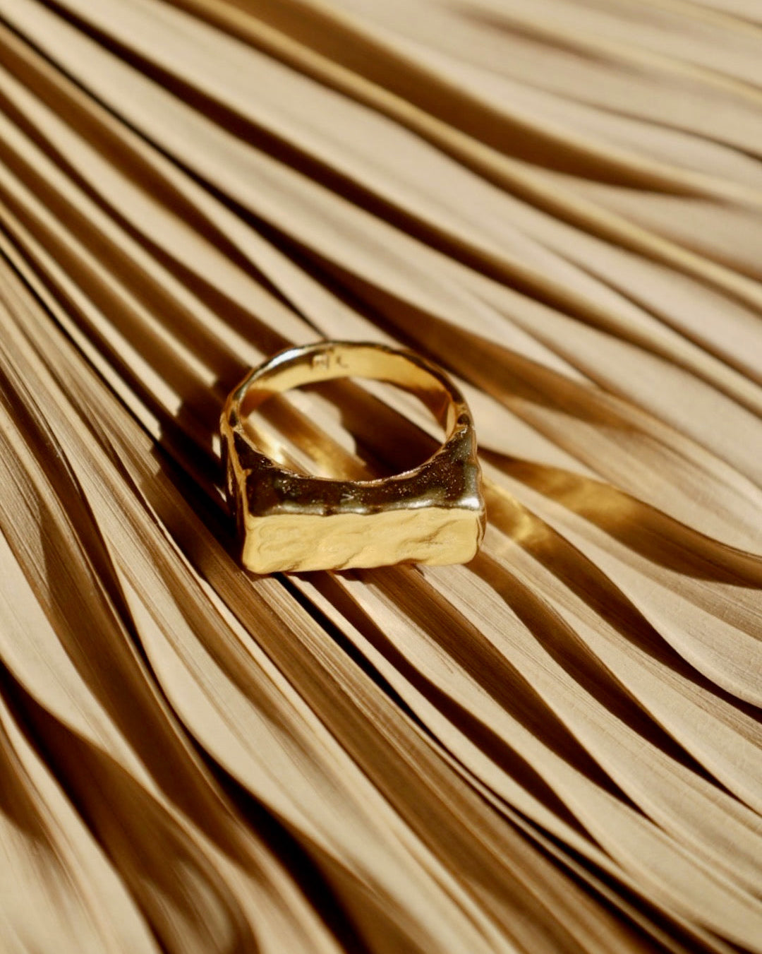 Octavia Ring