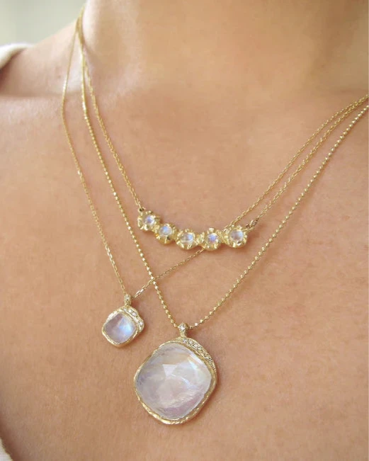 Mini Cove Moonstone Necklace