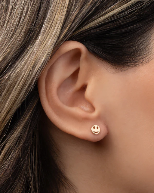Tiny Happy Stud Earring (single)