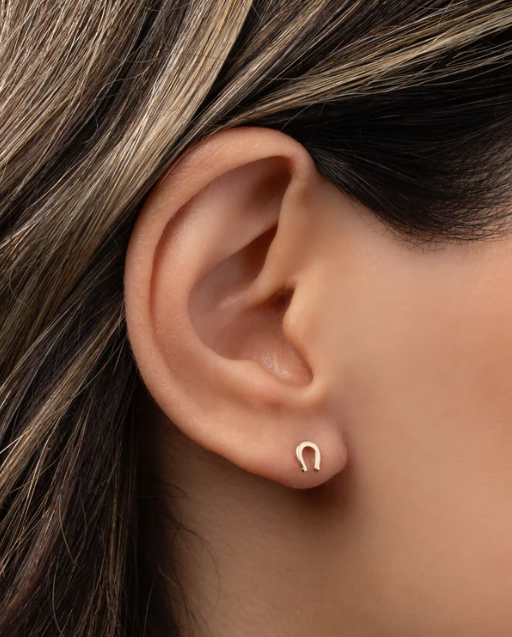 Tiny Horseshoe Stud