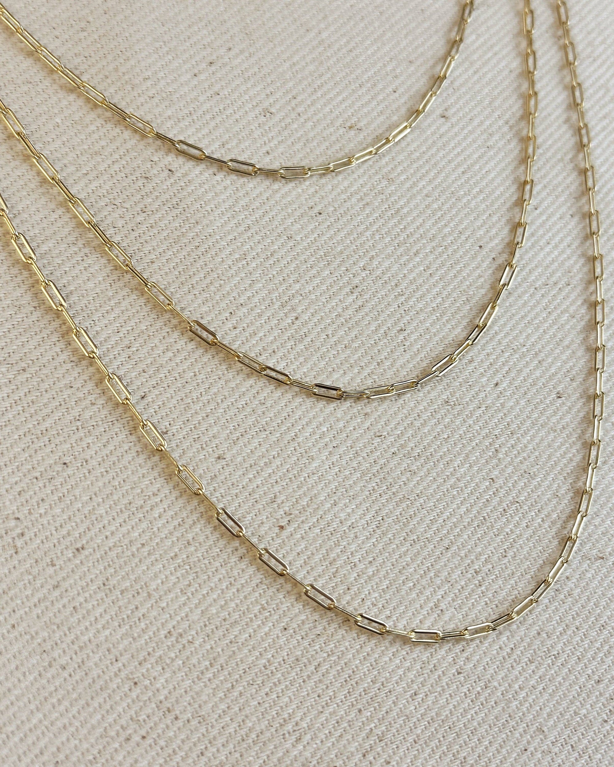 Tiny Paperclip Chain