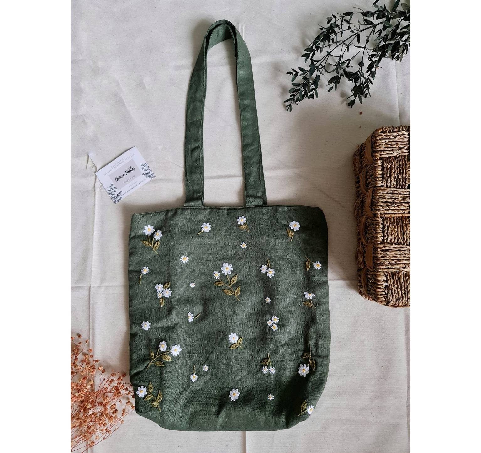Small Daisies Embroidery Linen Tote Bag✅