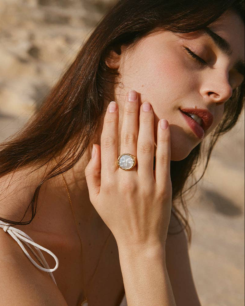 Hëna Ring