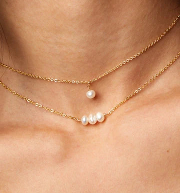 Dainty Three Pearl Necklace