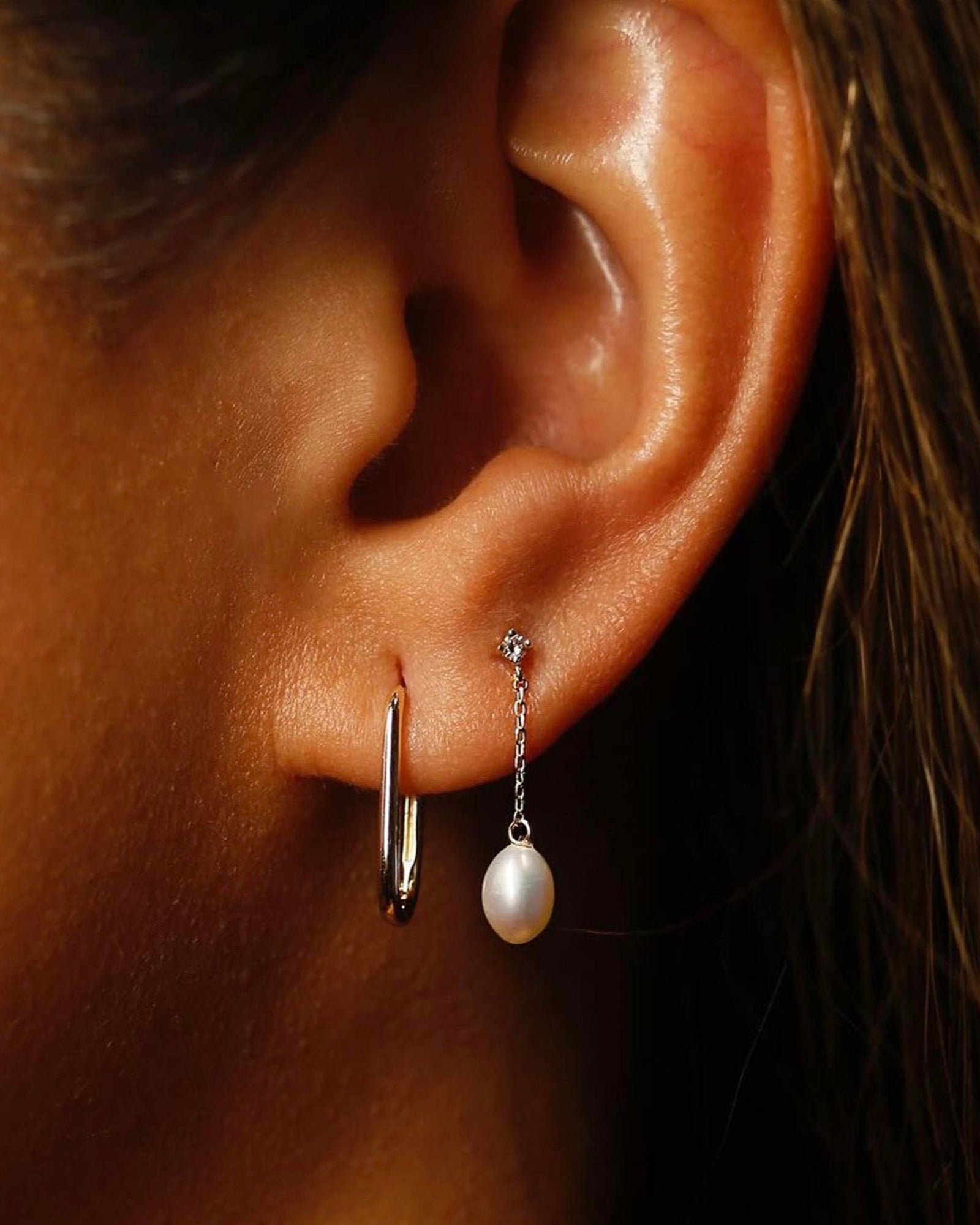 Pearl and Sapphire Droplet Stud (single)