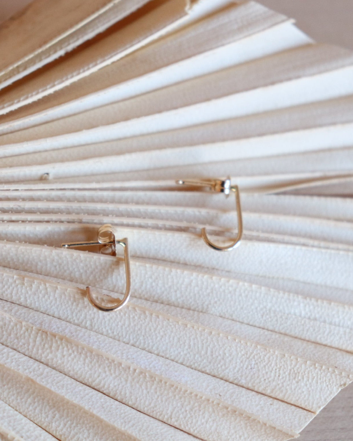Flat Hoop Earring (single)
