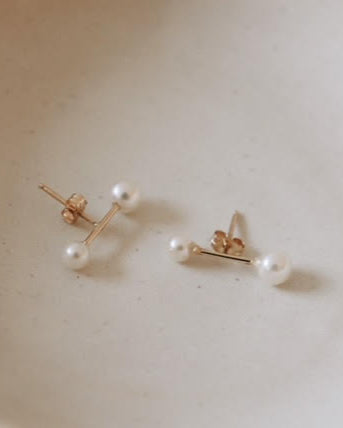 Majorette Earring (single)