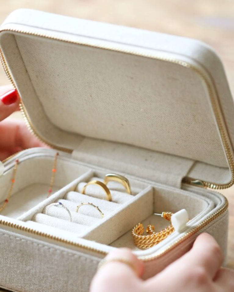 Natural Linen Jewelry Case