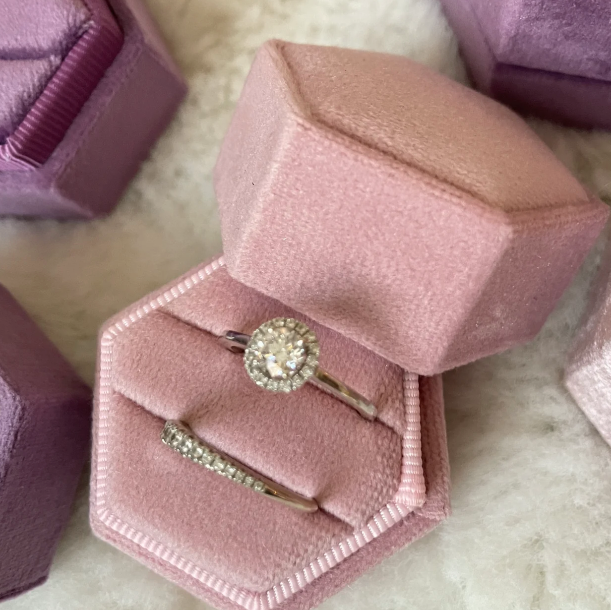 Pink Velvet Ring Box - Chic Vintage Brides : Chic Vintage Brides